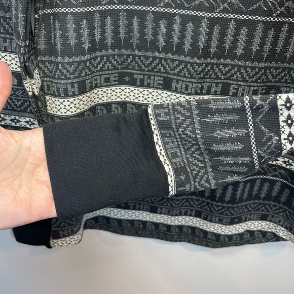 North Face Women's Holiday Nordic Waffle Shirt Black  Base Layer Athletic  Small - Picture 7 of 14